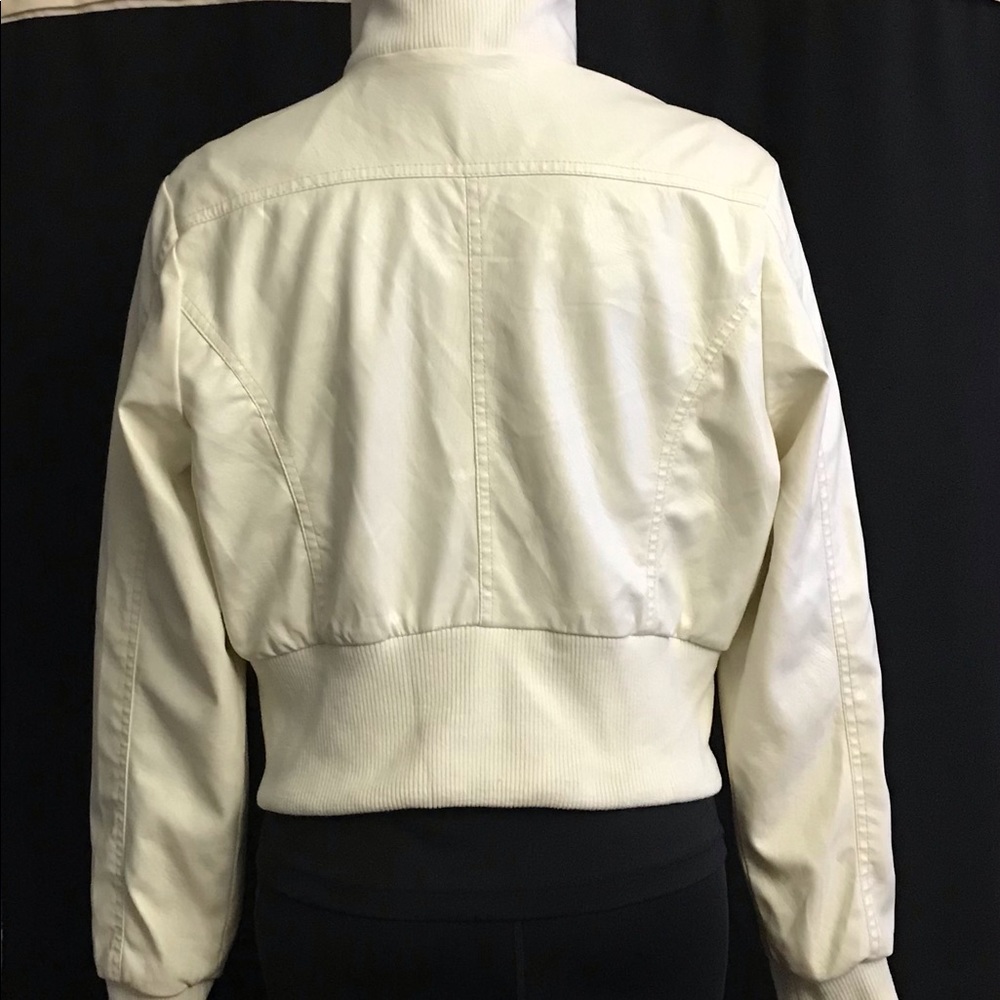 Nice jacket - Picture 8 of 8